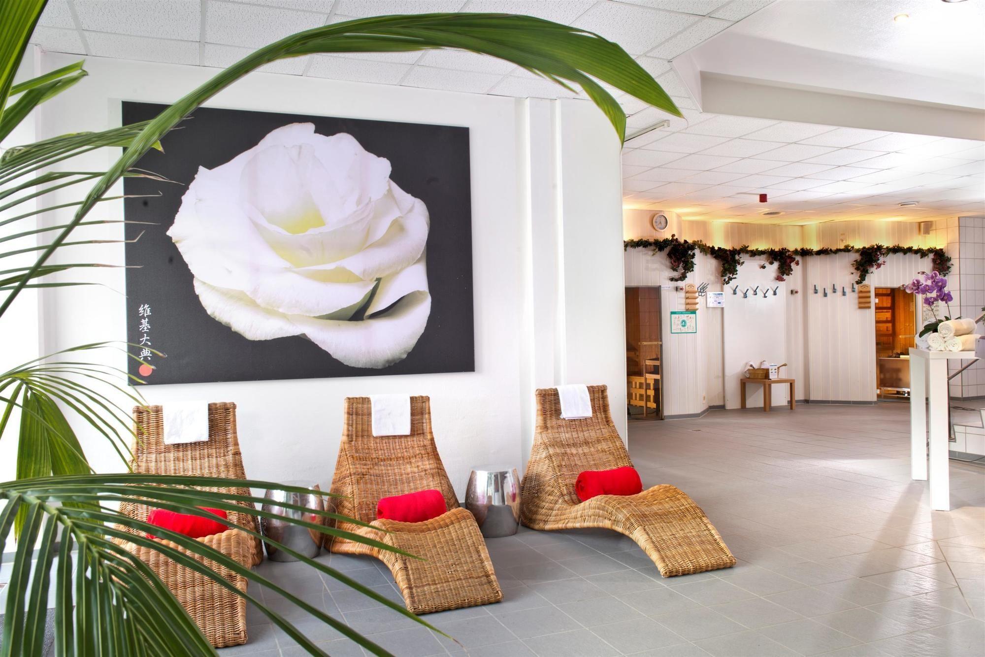 Good Morning + Bad Oldesloe Hotel Bagian luar foto